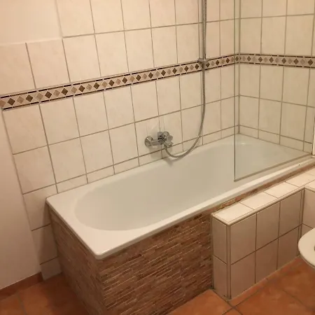 Apartment Ferienwohnung Zickler Luetjenburg